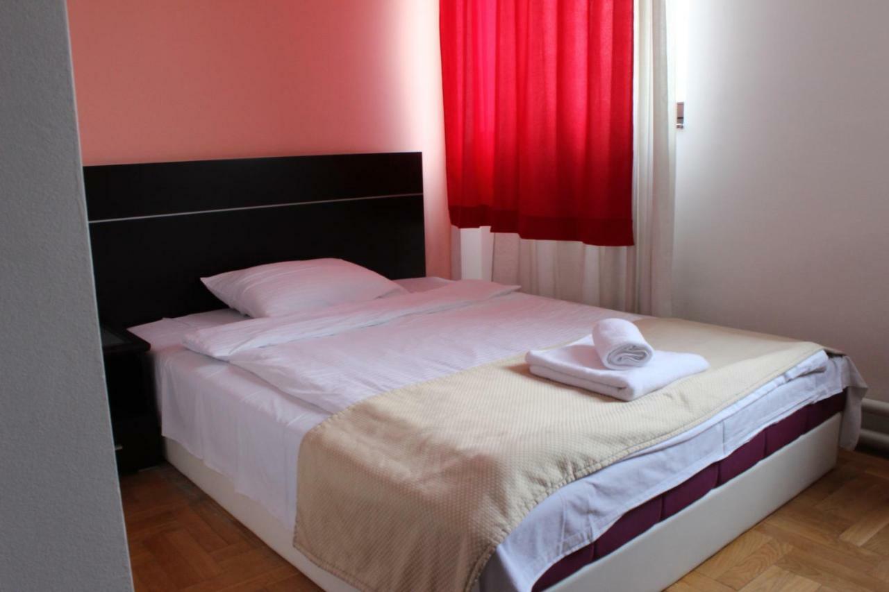 Hotel Beograd - Yu Lukavica Exteriör bild